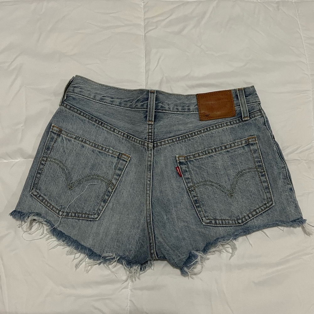 Levi’s 501 Denim Shorts - Picture 2 of 2